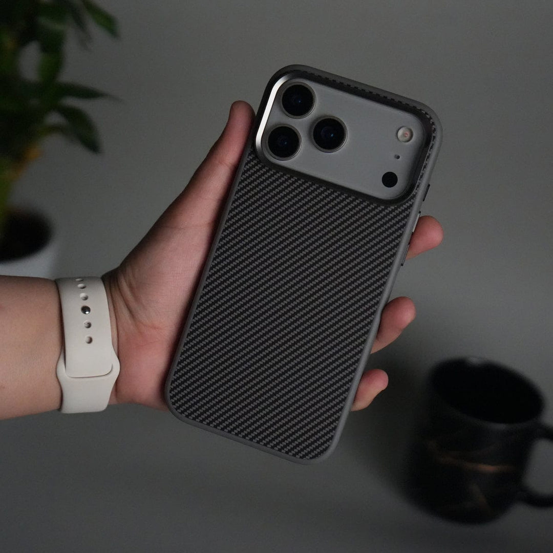 FRATO iPhone 17 Series Gray iPhone 17 Pro Max Metal Camera Ring Carbon Fiber Design MagSafe Cover