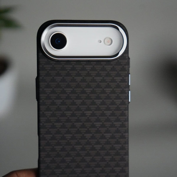FRATO iPhone 17 Series iPhone 17 Air Carbon Fiber Texture Design Hard Pc MagSafe Case Cover Black Tringle Pattern