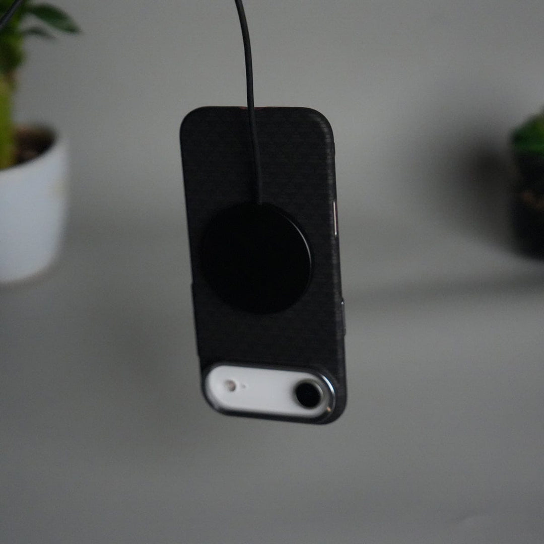 FRATO iPhone 17 Series iPhone 17 Air Carbon Fiber Texture Design Hard Pc MagSafe Case Cover Black Tringle Pattern