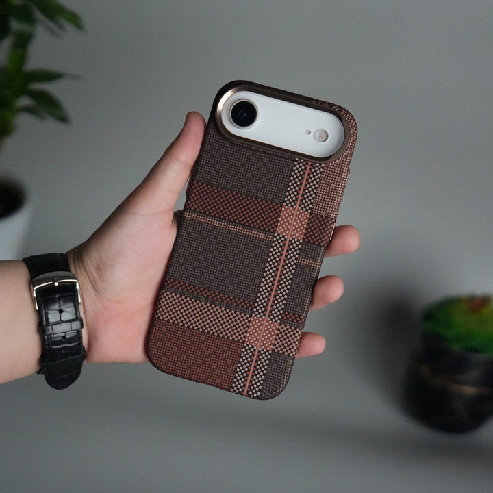 FRATO iPhone 17 Series iPhone 17 Air Carbon Fiber Texture Design Hard Pc MagSafe Case Cover BrownWhite