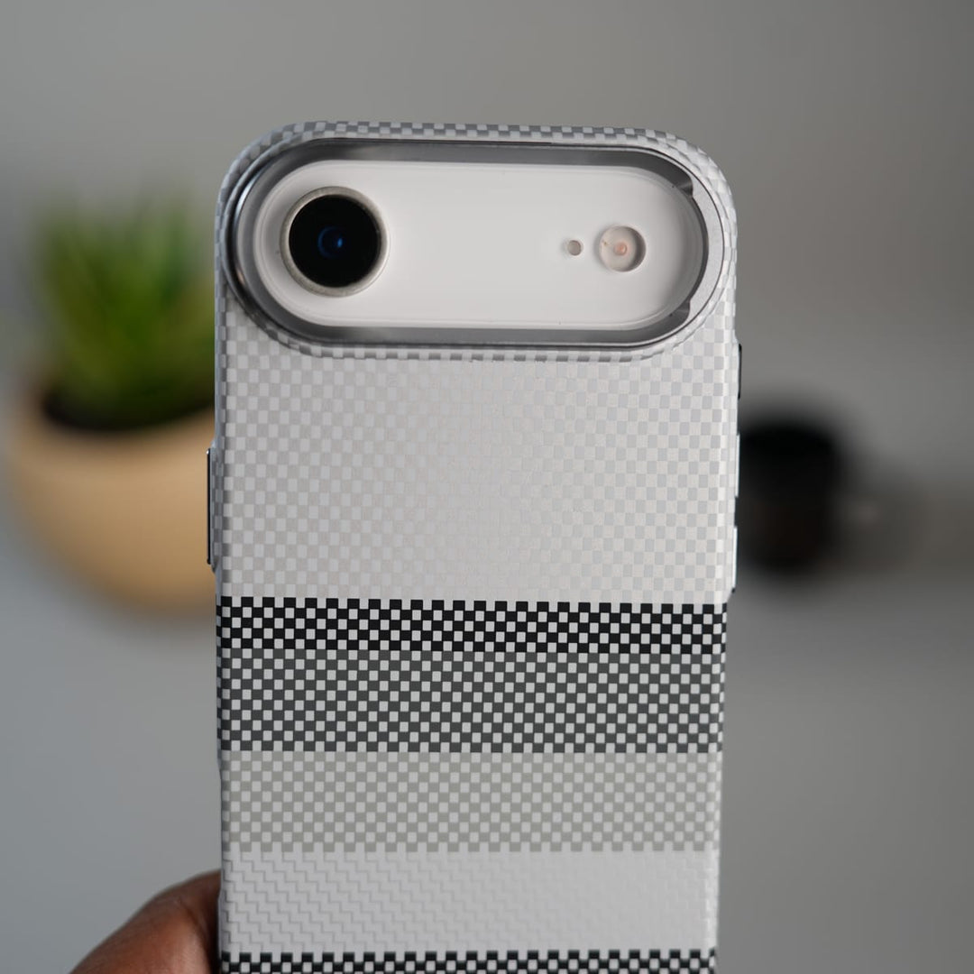 FRATO iPhone 17 Series iPhone 17 Air Carbon Fiber Texture Design Hard Pc MagSafe Case Cover GrayBlackLine Design