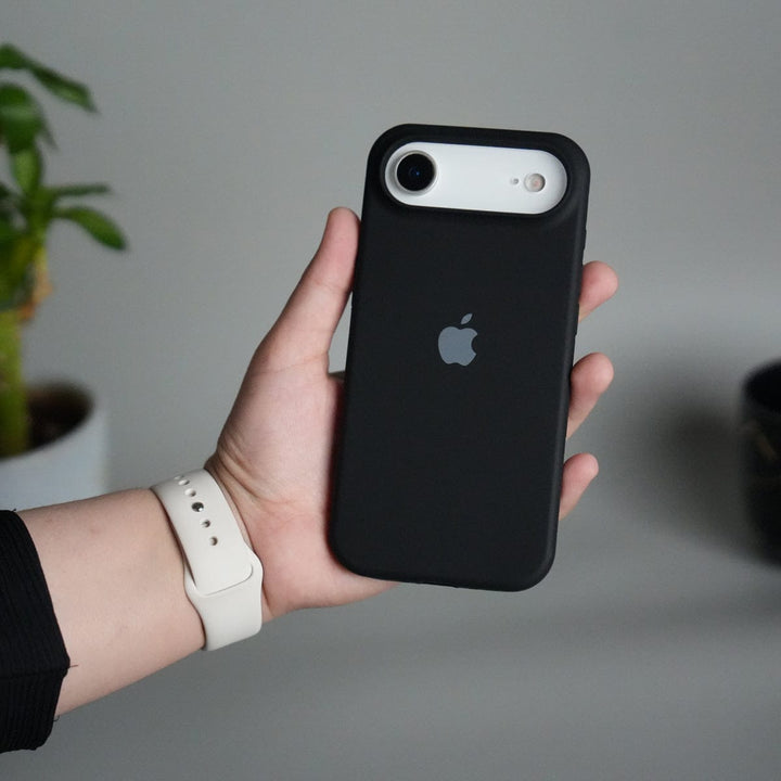 FRATO iPhone 17 Series iPhone 17 Air Liquid Silicone Case Cover (Black)