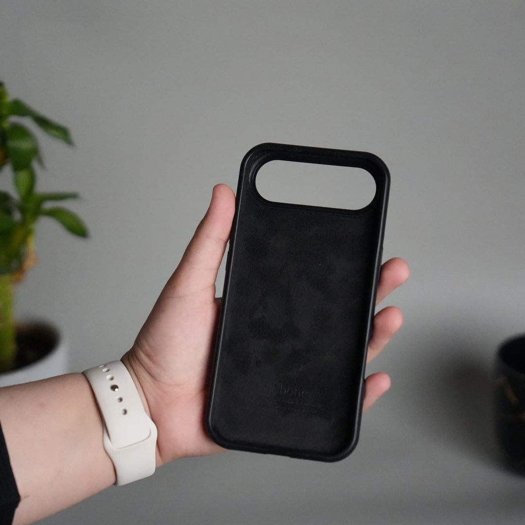 FRATO iPhone 17 Series iPhone 17 Air Liquid Silicone Case Cover (Black)