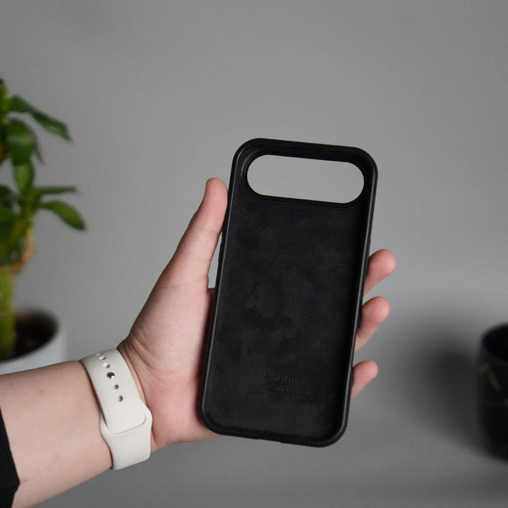 FRATO iPhone 17 Series iPhone 17 Air Liquid Silicone Case Cover (Black)