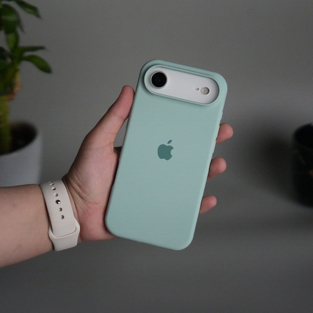 FRATO iPhone 17 Series iPhone 17 Air Liquid Silicone Case Cover (Mint Green)