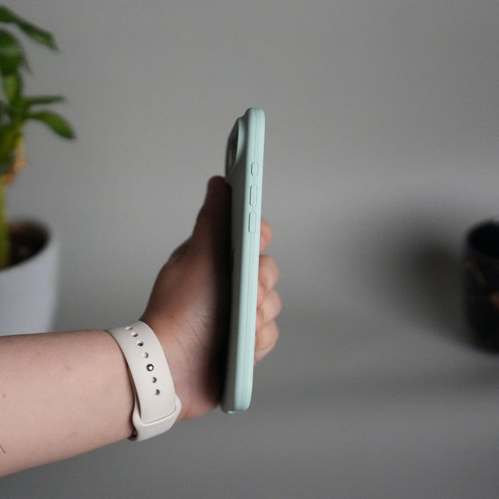 FRATO iPhone 17 Series iPhone 17 Air Liquid Silicone Case Cover (Mint Green)