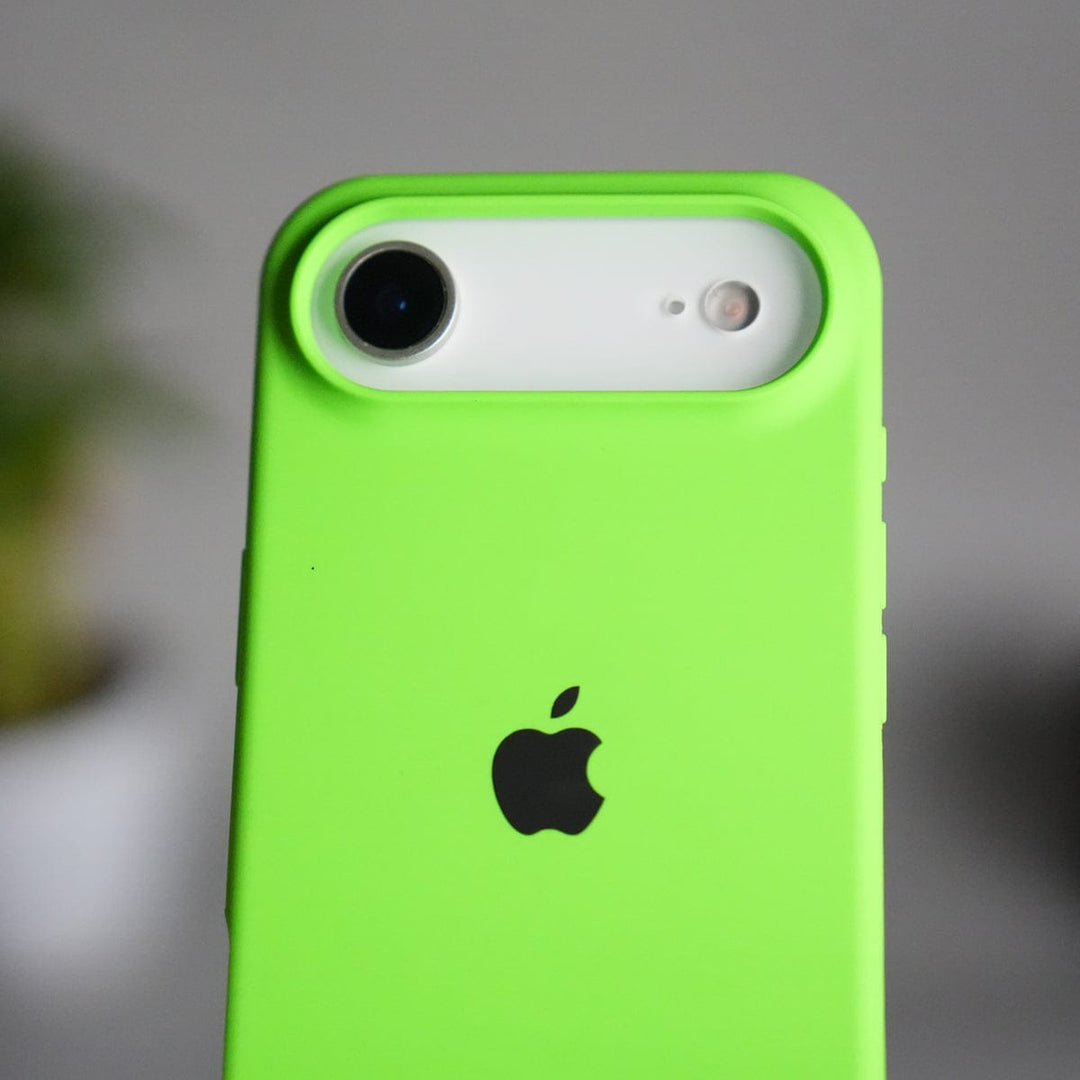 FRATO iPhone 17 Series iPhone 17 Air Liquid Silicone Case Cover (Neon Green)