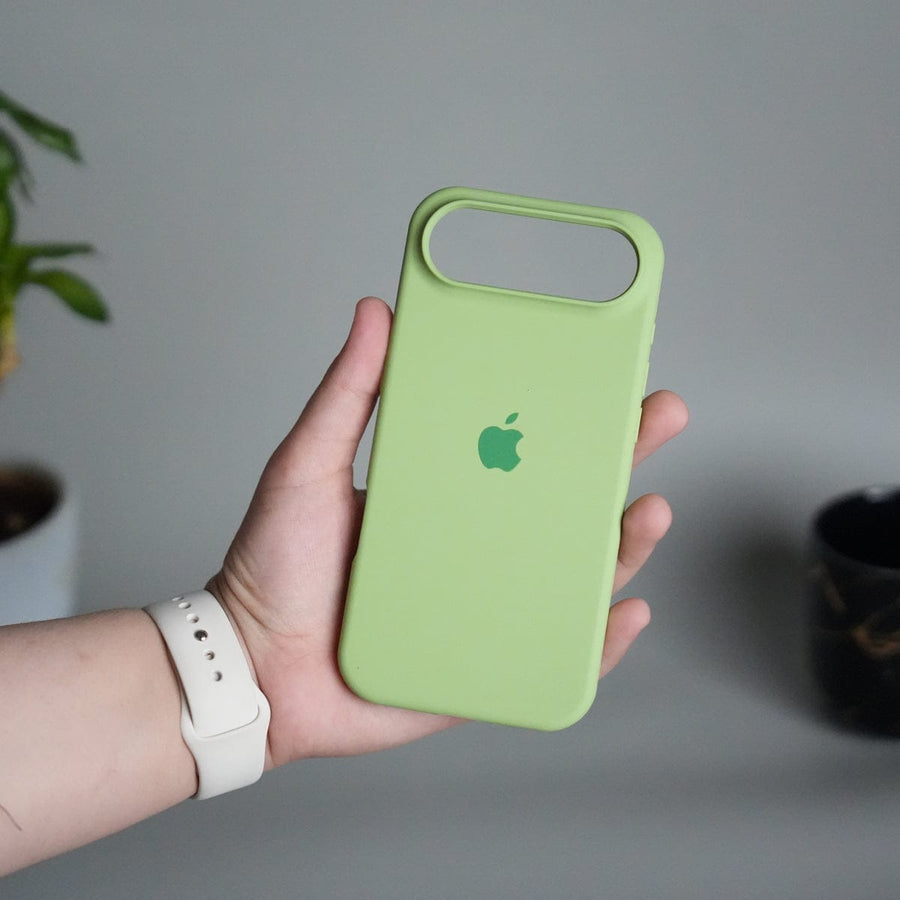 FRATO iPhone 17 Series iPhone 17 Air Liquid Silicone Case Cover (Pista Green)