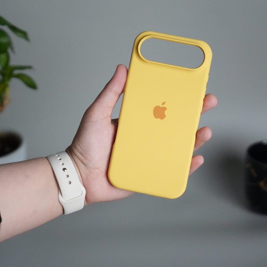 FRATO iPhone 17 Series iPhone 17 Air Liquid Silicone Case Cover (Yellow)