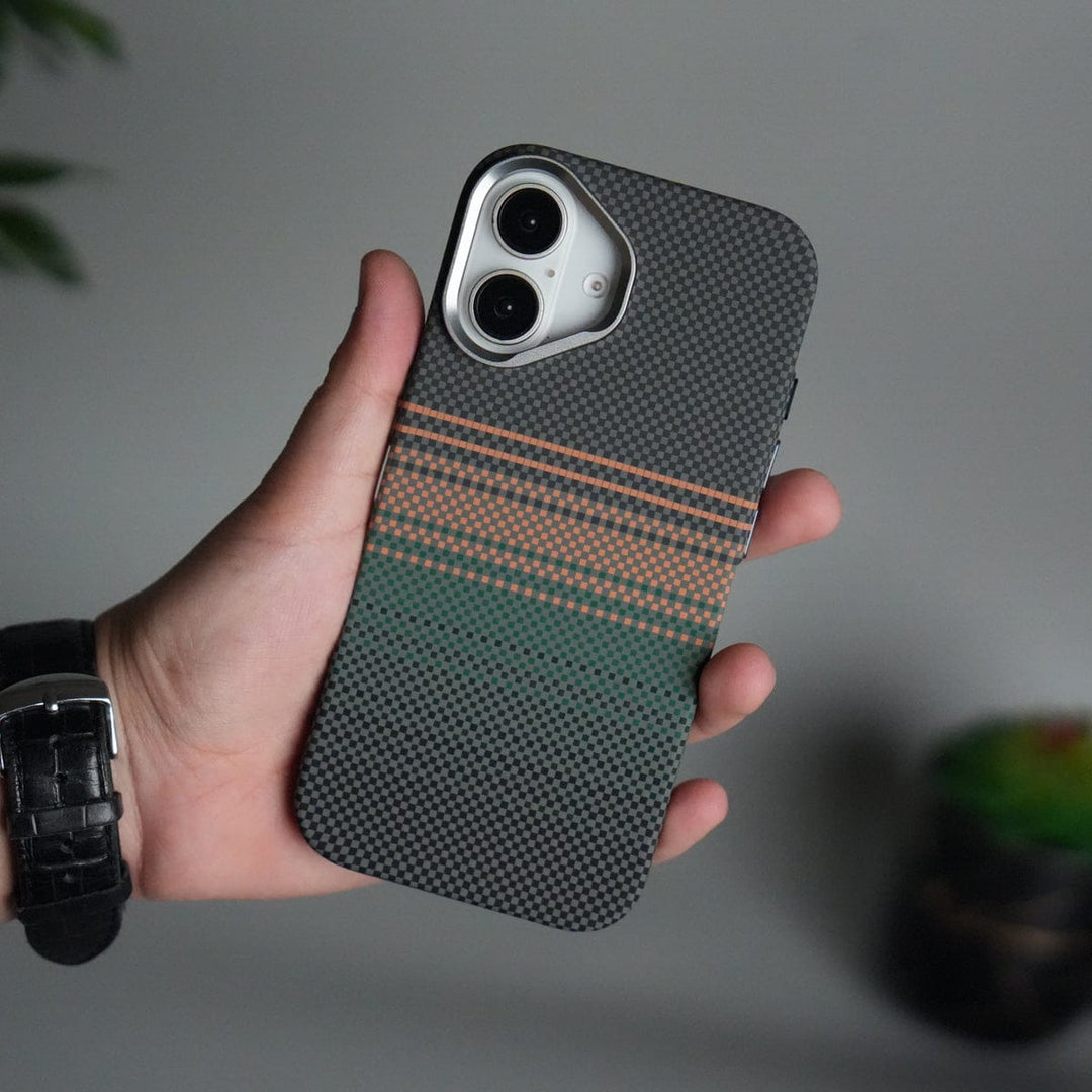 FRATO iPhone 17 Series iPhone 17 Carbon Fiber Texture Design Hard Pc MagSafe Case Cover OrangeGreen