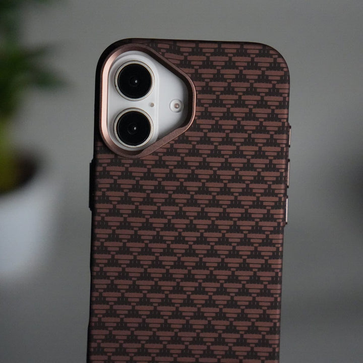 FRATO iPhone 17 Series iPhone 17 Carbon Fiber Texture Design Hard Pc MagSafe Case Cover Tringle Pattern