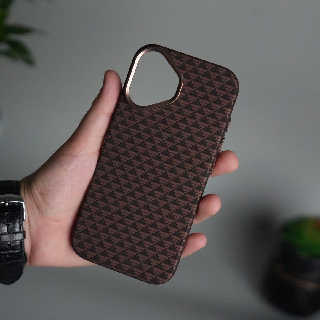FRATO iPhone 17 Series iPhone 17 Carbon Fiber Texture Design Hard Pc MagSafe Case Cover Tringle Pattern