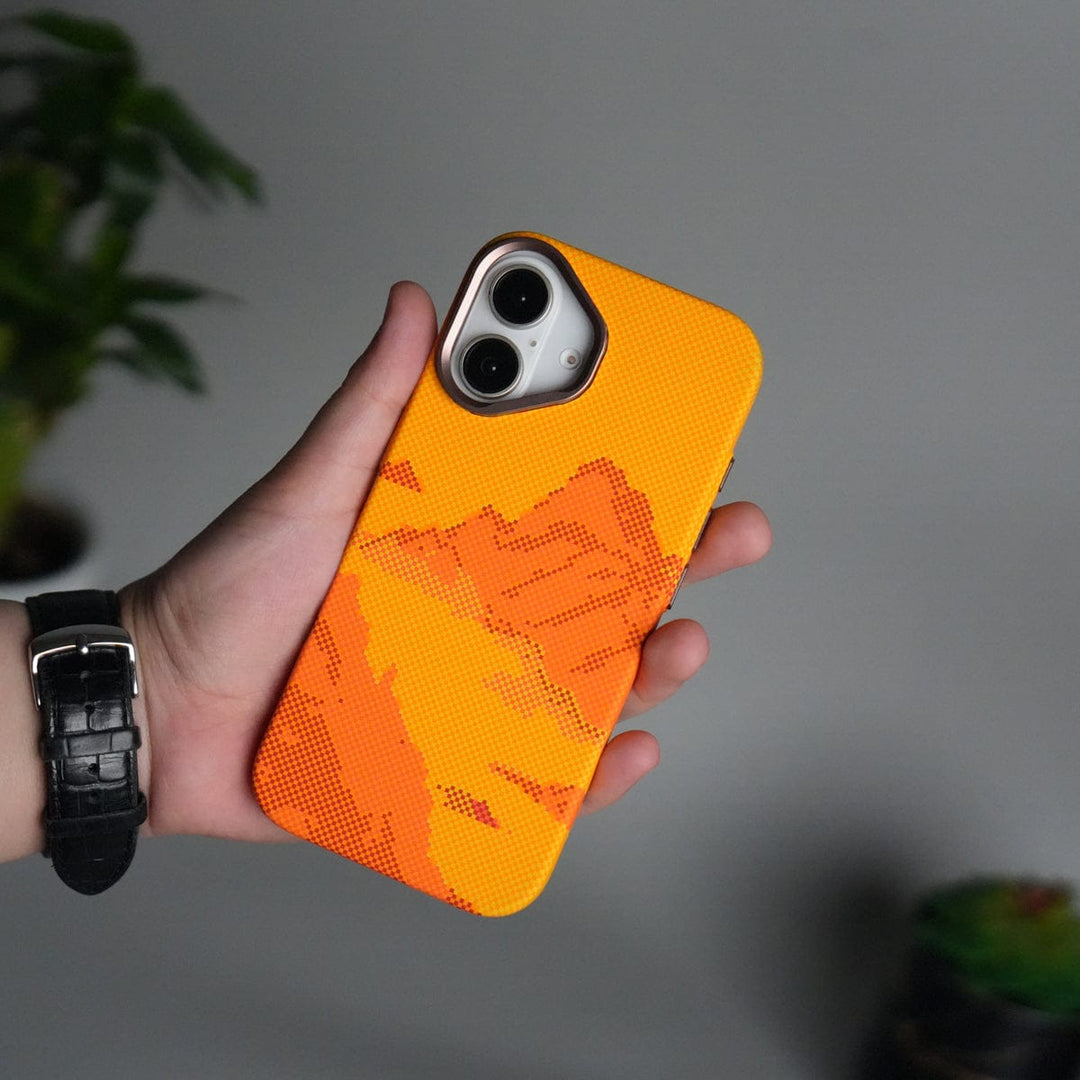 FRATO iPhone 17 Series iPhone 17 Carbon Fiber Texture Design Hard Pc MagSafe Case Cover YellowHill