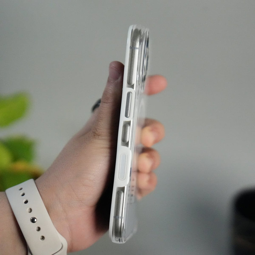 FRATO iPhone 17 Series iPhone 17 Crystal Clear Anti-Yellow Case with MagSafe &amp; Metal Camera Bumper