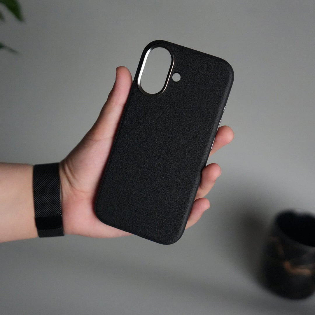 FRATO iPhone 17 Series iPhone 17 Leather Texture Design PVC Case With Metal Camera Bump