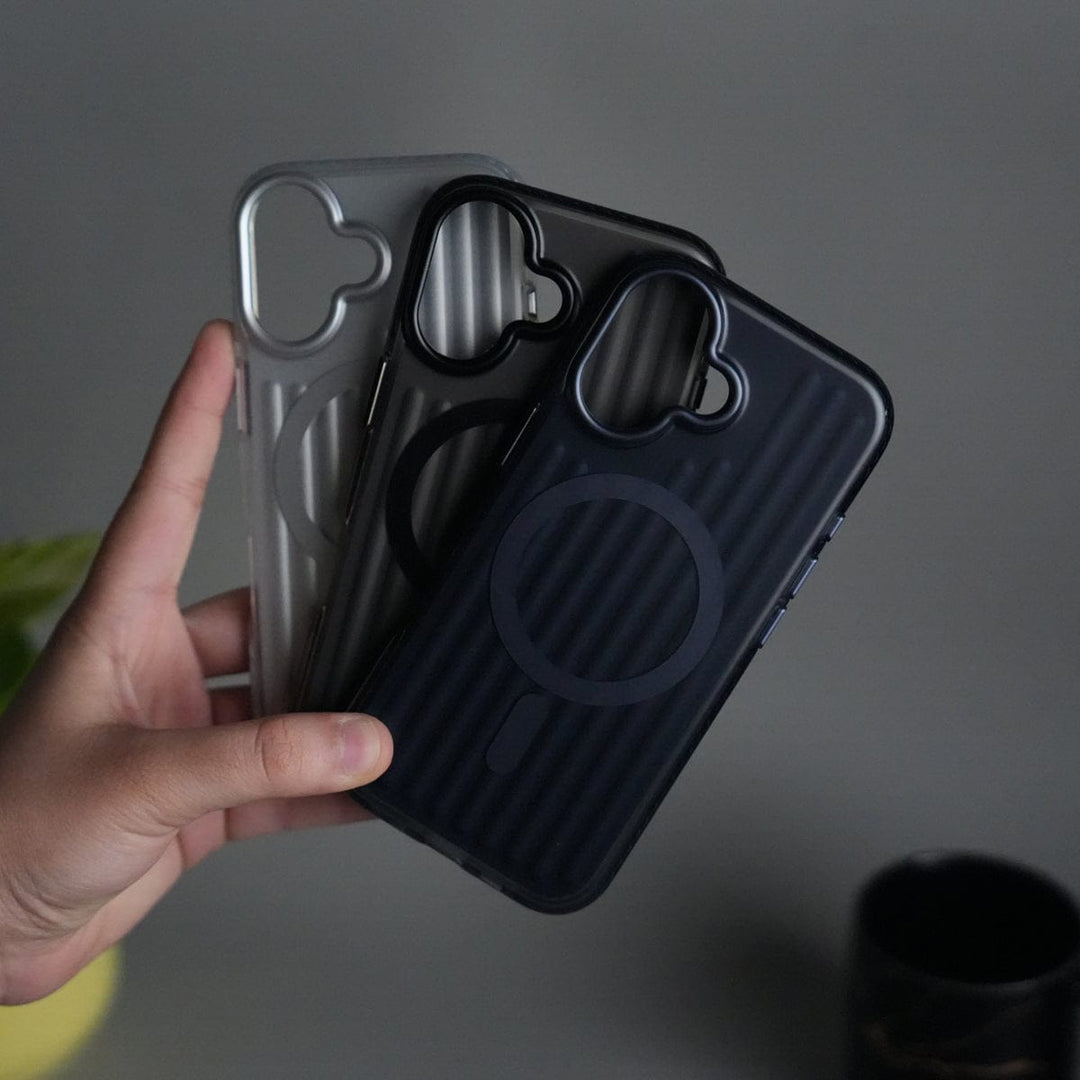 FRATO iPhone 17 Series iPhone 17 MagSafe Suitcase Design Case | Shockproof Ribbed Texture Back Cover