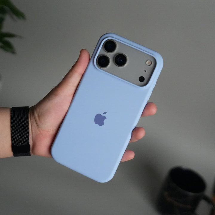 FRATO iPhone 17 Series iPhone 17 Pro Liquid Silicone Case Cover (Baby Blue)