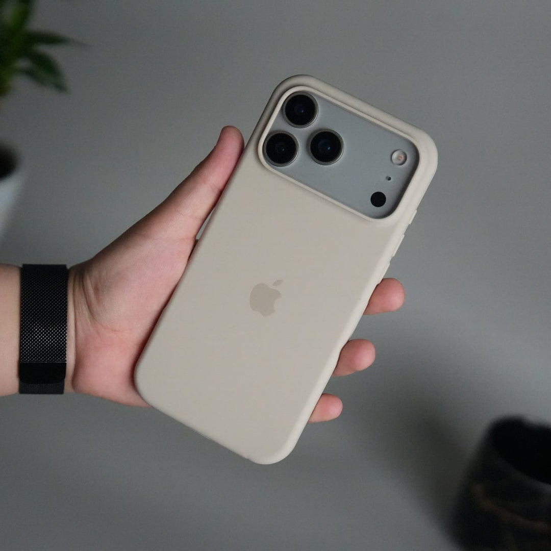 FRATO iPhone 17 Series iPhone 17 Pro Liquid Silicone Case Cover (Beige)