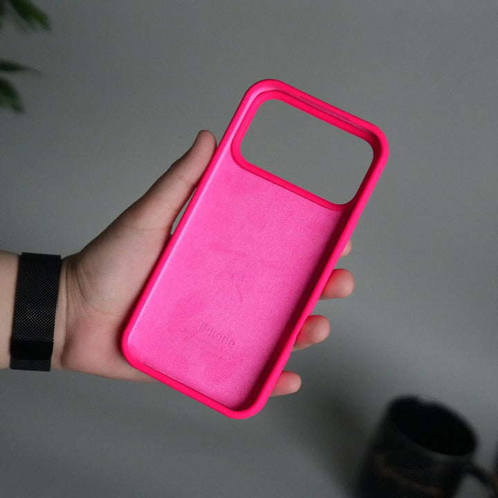 FRATO iPhone 17 Series iPhone 17 Pro Liquid Silicone Case Cover | Neon Pink