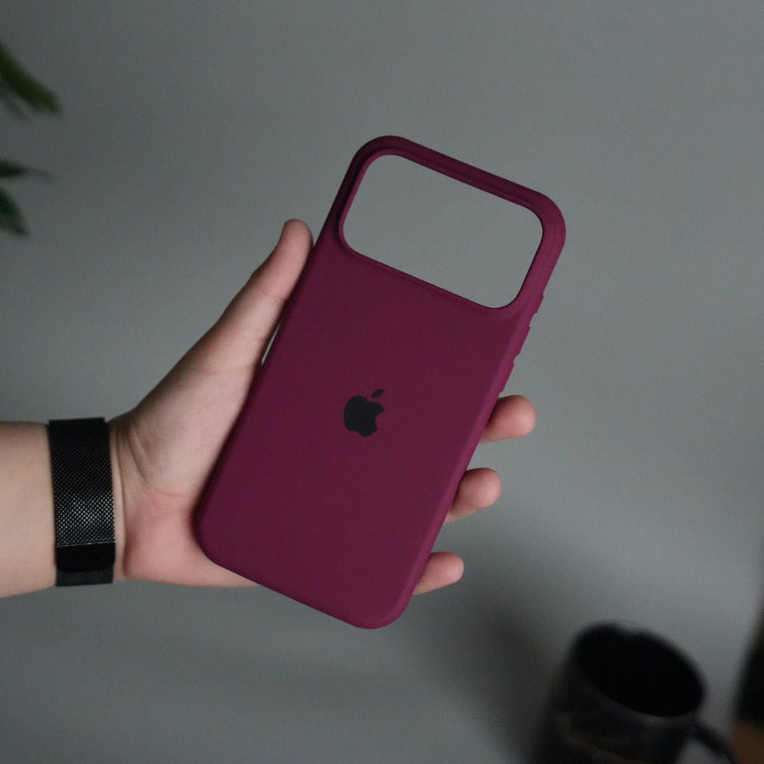 FRATO iPhone 17 Series iPhone 17 Pro Liquid Silicone Case Cover (Plum)