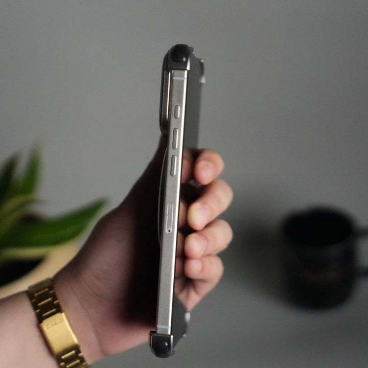 FRATO iPhone 17 Series iPhone 17 Pro Max Aluminium Metal Frame Rotating Kickstand Case