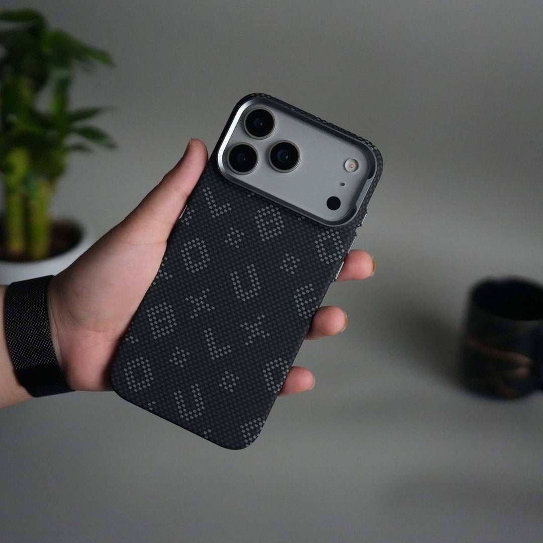 FRATO iPhone 17 Series iPhone 17 Pro Max Aramid Fiber Case | Slim MagSafe Cover | Black