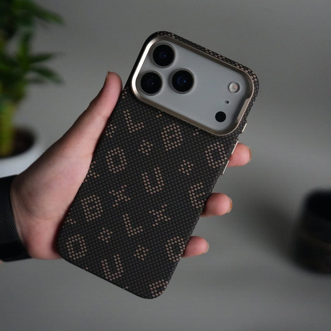 FRATO iPhone 17 Series iPhone 17 Pro Max Aramid Fiber Case | Slim MagSafe Cover | Desert