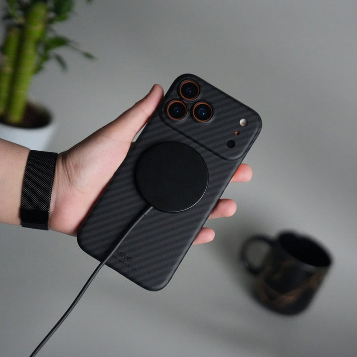 FRATO iPhone 17 Series iPhone 17 Pro Max Carbon Fiber Slim Case | Ultra-Thin Magnetic Charging Ring Cover