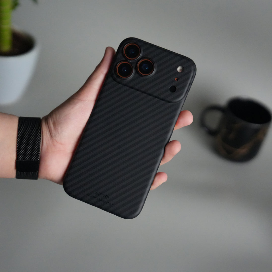 FRATO iPhone 17 Series iPhone 17 Pro Max Carbon Fiber Slim Case | Ultra-Thin Magnetic Charging Ring Cover