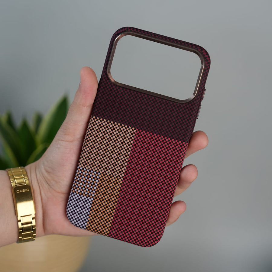 FRATO iPhone 17 Series iPhone 17 Pro Max Carbon Fiber Texture Design Hard Pc MagSafe Case Cover MaroonTop Design