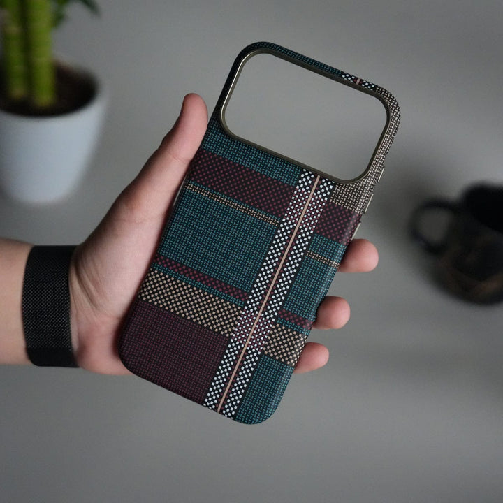FRATO iPhone 17 Series iPhone 17 Pro Max Carbon Fiber Texture Design Hard Pc MagSafe Case Cover RedWhite