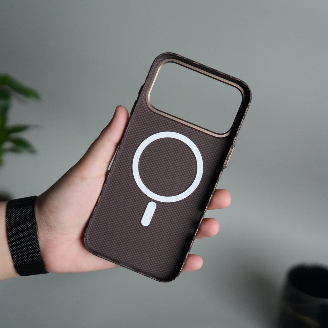 FRATO iPhone 17 Series iPhone 17 Pro Max Carbon Fiber Texture Design Hard Pc MagSafe Case Cover Tringle Pattern