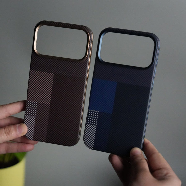 FRATO iPhone 17 Series iPhone 17 Pro Max Carbon Fiber Texture Design Side Bumper MagSafe Case Cover