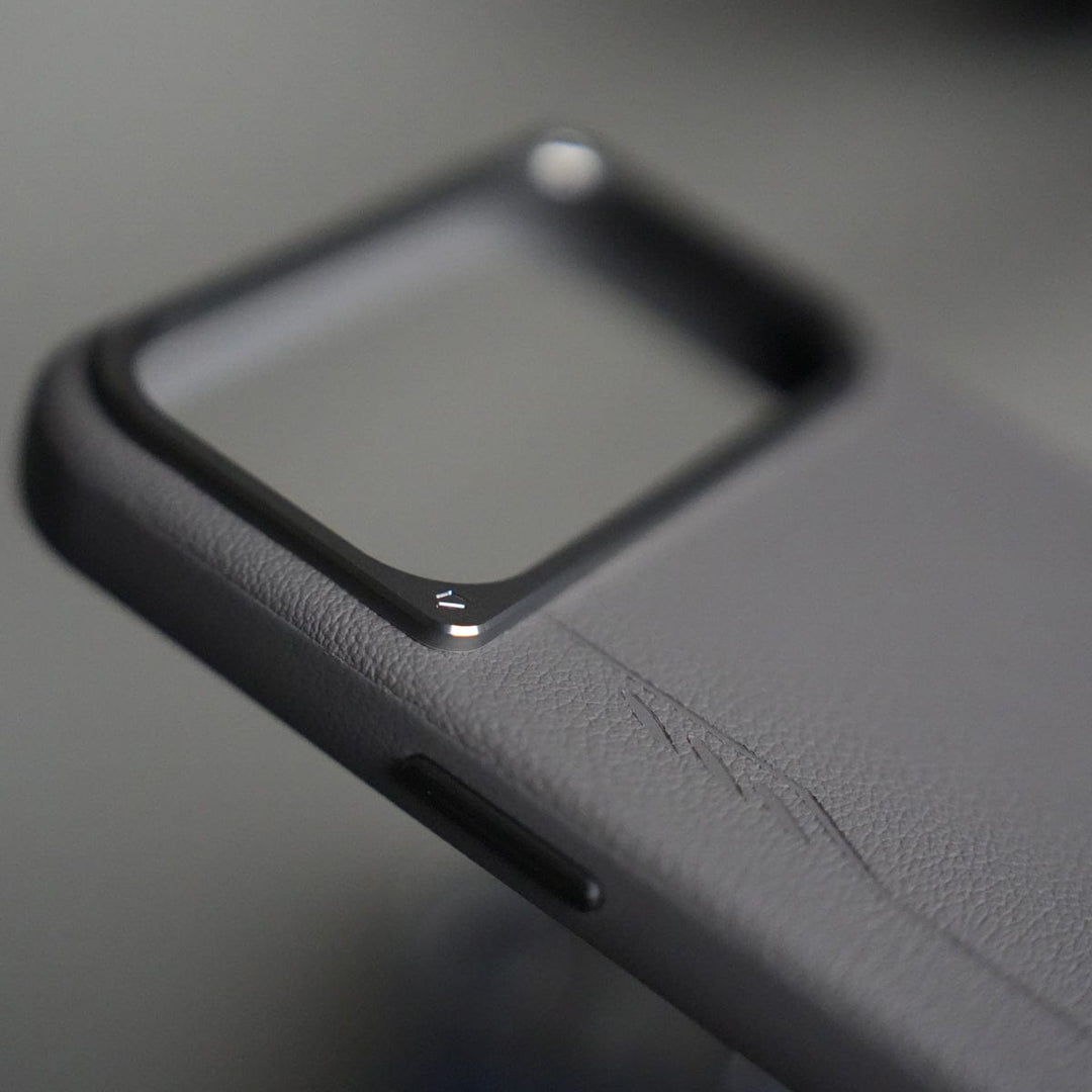 FRATO iPhone 17 Series iPhone 17 Pro Max Leather Texture MagSafe PVC NUIU Case With Metal Camera Bump