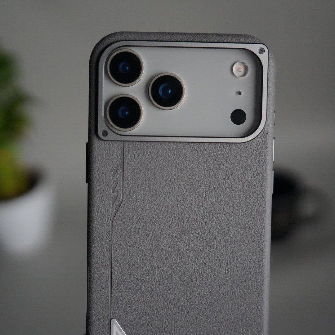 FRATO iPhone 17 Series iPhone 17 Pro Max Leather Texture MagSafe PVC NUIU Case With Metal Camera Bump