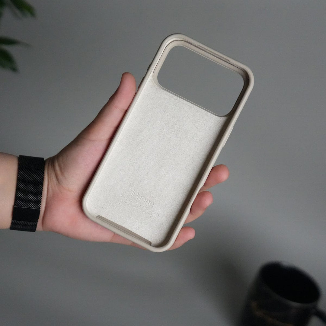 FRATO iPhone 17 Series iPhone 17 Pro Max Liquid Silicone Case Cover (Beige)