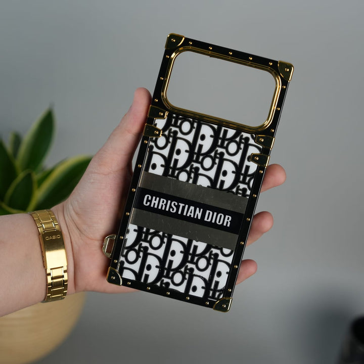 FRATO iPhone 17 Series iPhone 17 Pro Max Luxury CD Trunk Case Cover With Chain