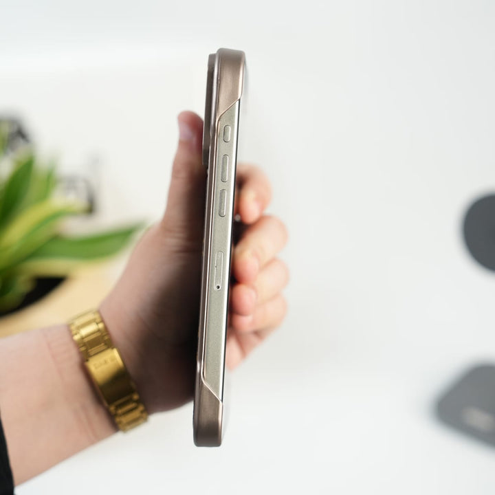 FRATO iPhone 17 Series iPhone 17 Pro Max LV Style Luxury Magnetic Case