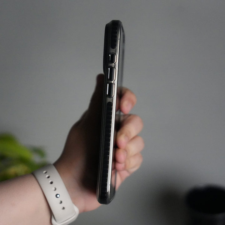 FRATO iPhone 17 Series iPhone 17 Pro Max MagSafe Suitcase Design Case | Shiny Texture Back Cover