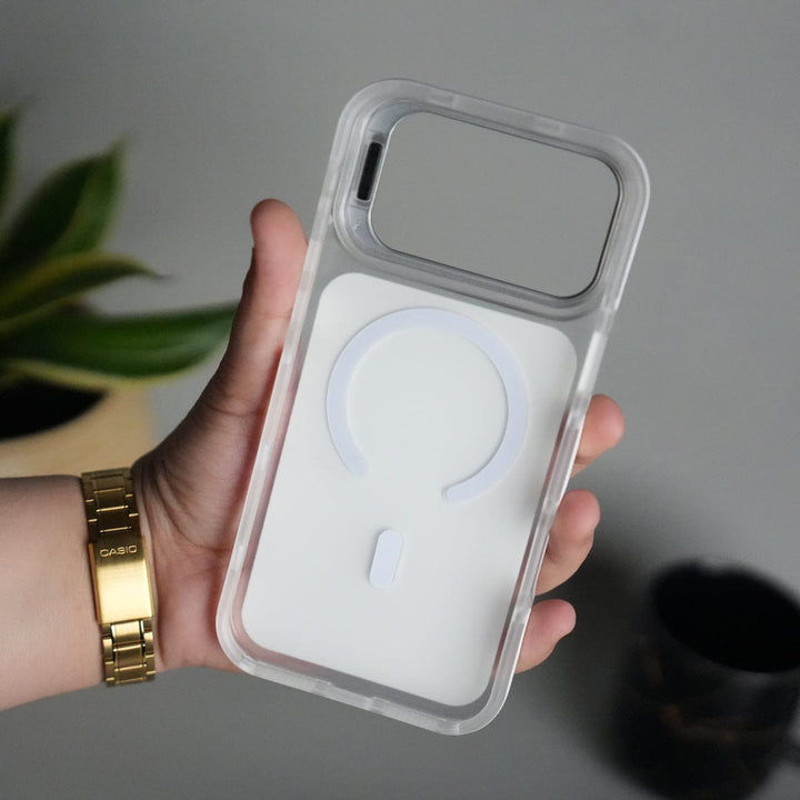 FRATO iPhone 17 Series iPhone 17 Pro Max Matte Finish MagSafe Case with Ultra-Slim Metal Kickstand