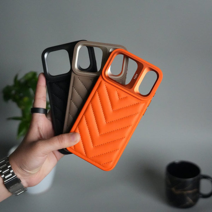 FRATO iPhone 17 Series iPhone 17 Pro Max PUFF Leather Metallic Camera Frame Case Cover