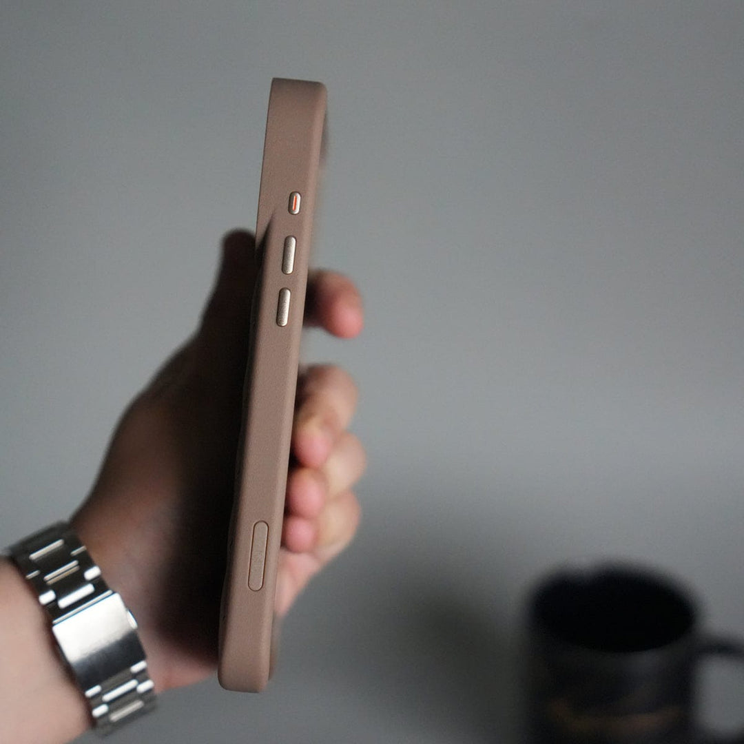 FRATO iPhone 17 Series iPhone 17 Pro Max PUFF Leather Metallic Camera Frame Case Cover