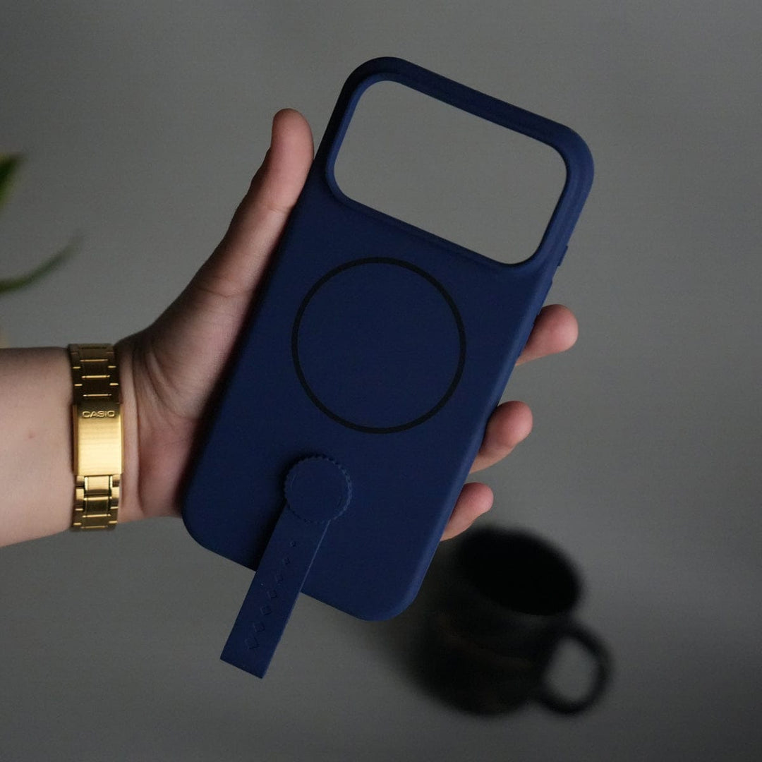 FRATO iPhone 17 Series iPhone 17 Pro Max Silicone Case | Magnetic Ring | Silicone Rotating Grip Strap Cover