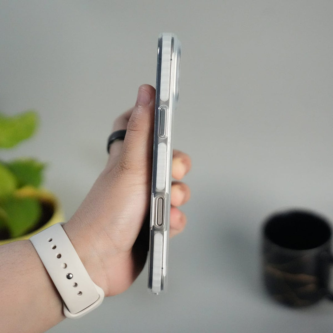 FRATO iPhone 17 Series iPhone 17 Pro Max Transparent Soft Edge MagSafe Case Cover