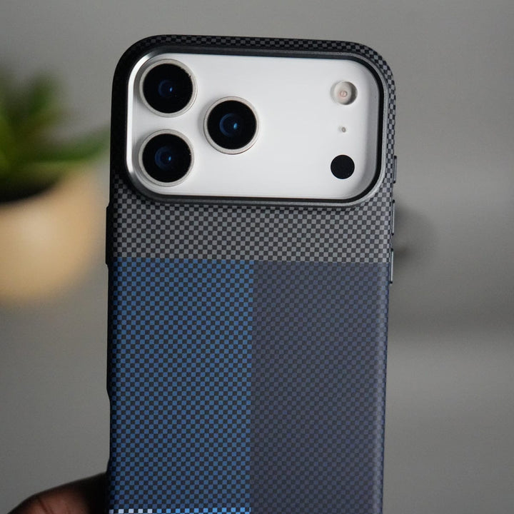 FRATO iPhone 17 Series iPhone 17 Series Carbon Fiber Texture Aramid Design Hard Pc MagSafe Cover | BlueMix Design