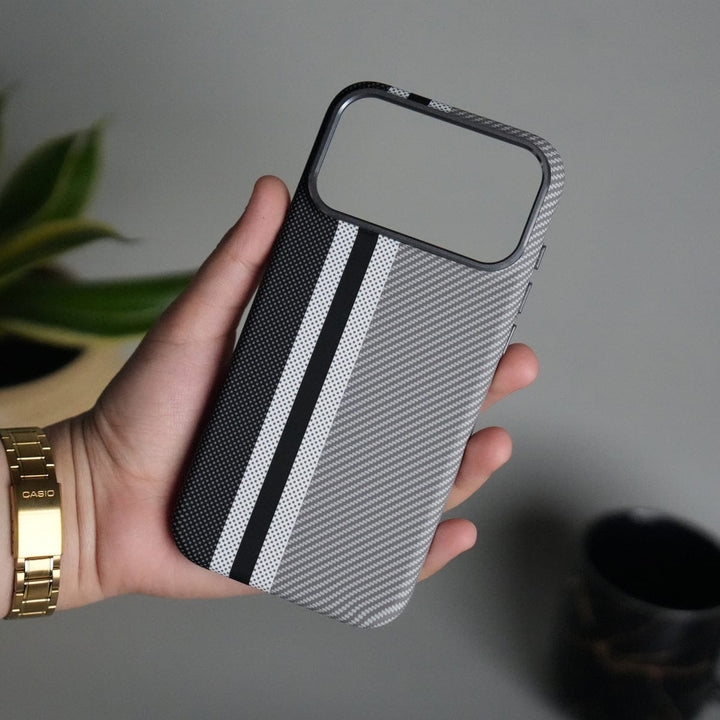 FRATO iPhone 17 Series iPhone 17 Series Carbon Fiber Texture Aramid Design Hard Pc MagSafe Cover | Stripe Design