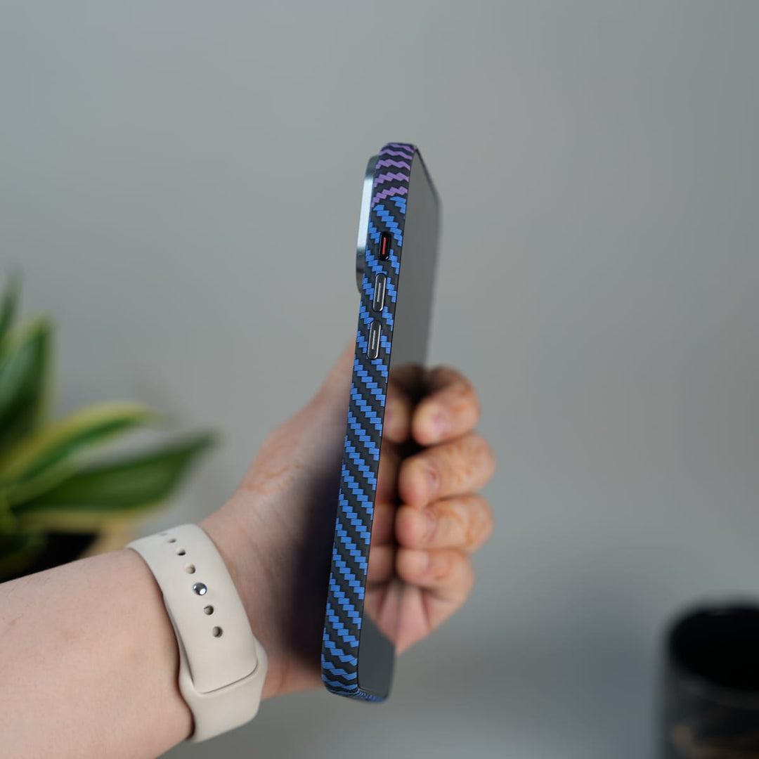 FRATO iPhone 17 Series iPhone 17 Series Carbon Fiber Texture Design Hard Pc MagSafe Case Cover BluePurple Design