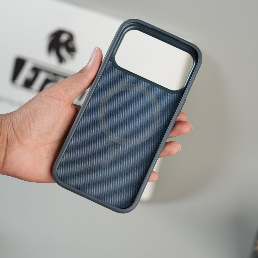 FRATO iPhone 17 Series iPhone 17 Series Dotted Premium Case With Magsafe Compatibility