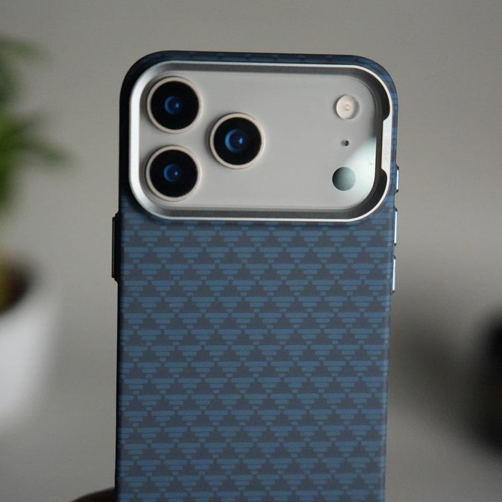 FRATO iPhone 17 Series iPhone 17 Series Houndstooth Pattern Case | Slim Hard Back Cover | Matte Finish Protective Case with MagSafe