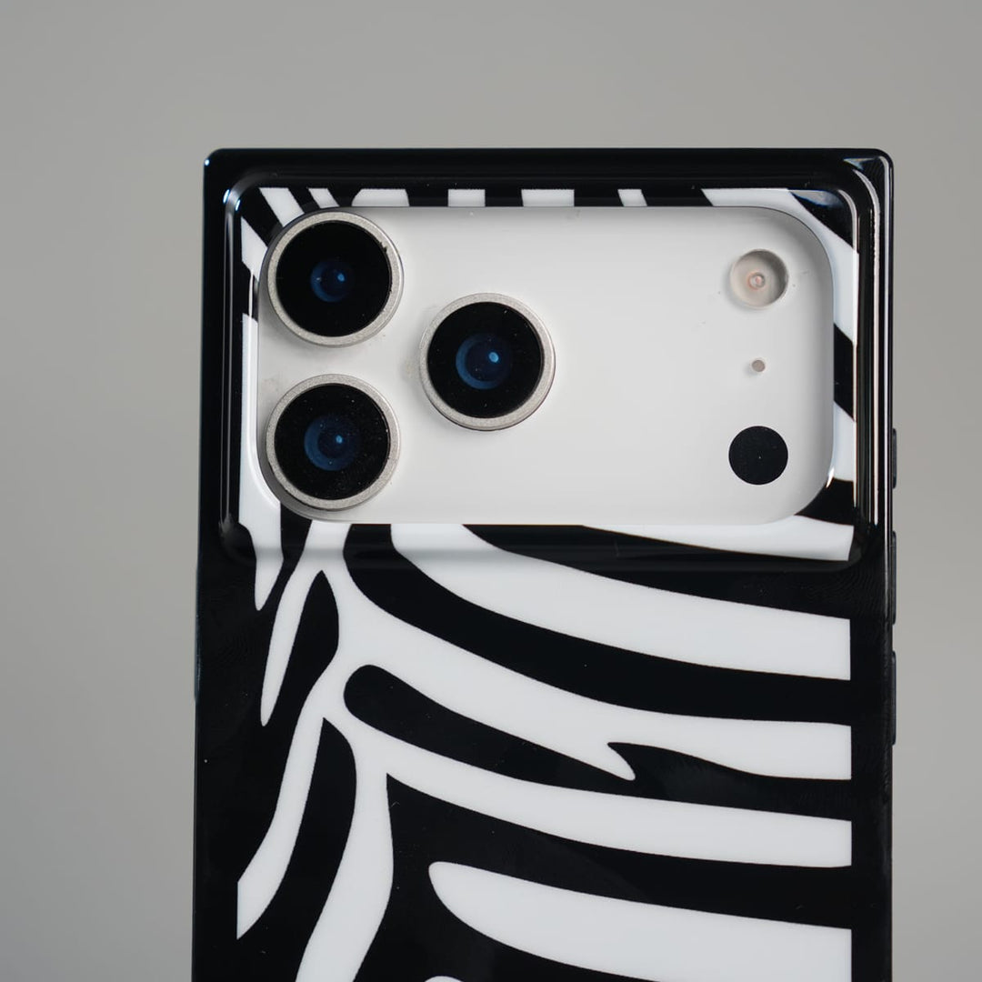 FRATO iPhone 17 Series iPhone 17 Series Premium Zebra Print Glossy Silicone Cover
